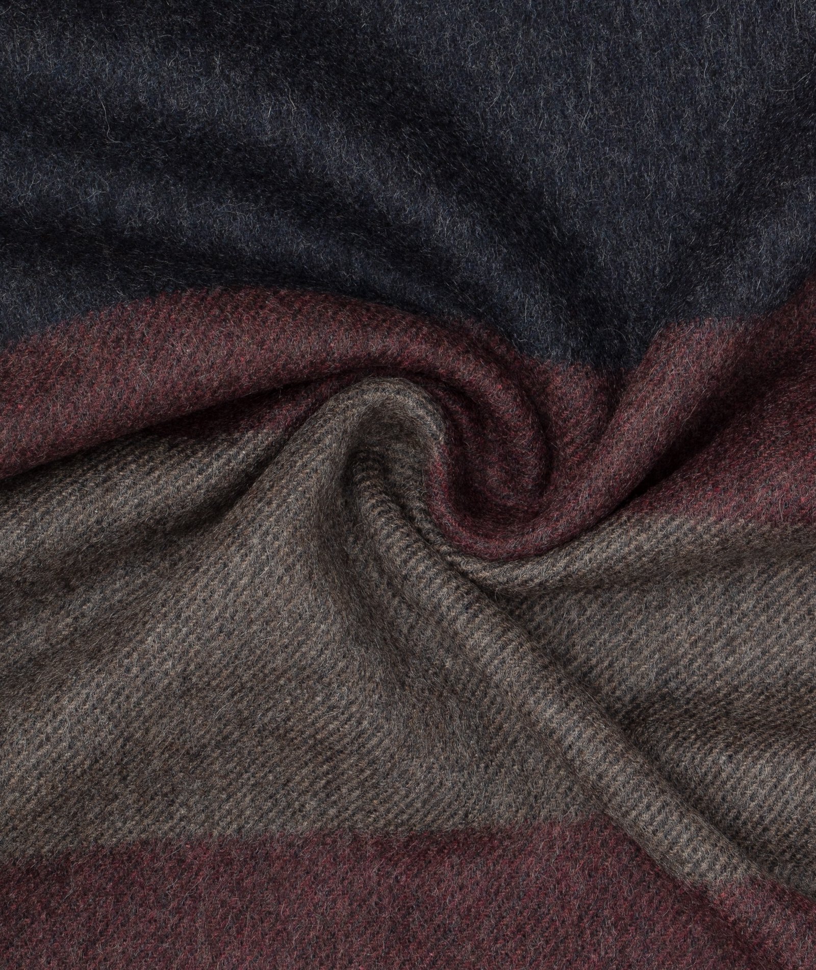 striped blue and bordeaux in regenerated cashmere